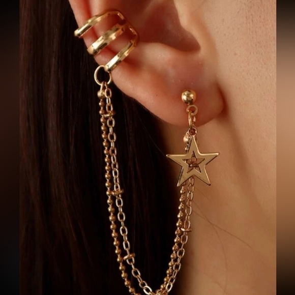 Gold 3/$30 1pc Star Ear Cuff Earring - Picture 1 of 2